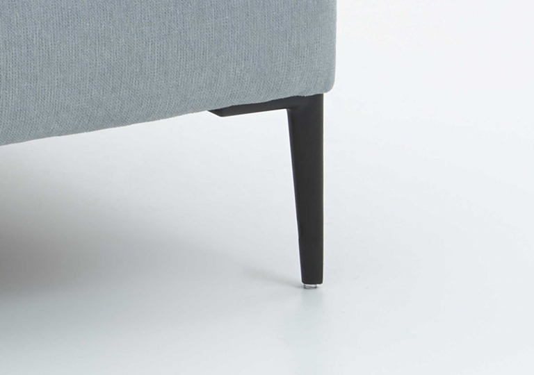 Aurora-II-Detail-Metallfuß_schwarz-matt_D02